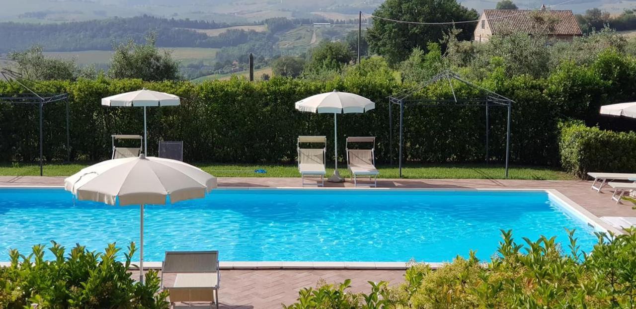 Agriturismo Fiore Di Campo Fermo Exteriér fotografie